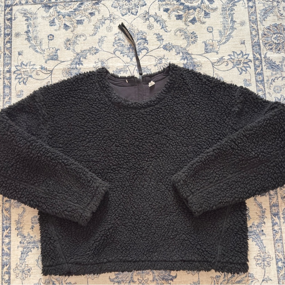 Lululemon wool whenever Sherpa Sweater
